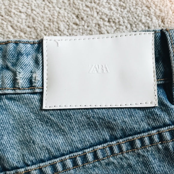 Zara Straight Leg Jean - Picture 2 of 4